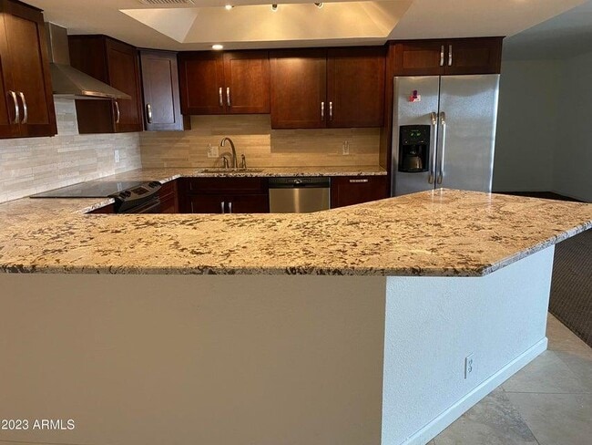 Building Photo - 7820 E Camelback Rd