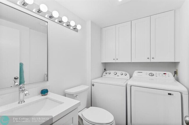 Building Photo - 7809 78th Way