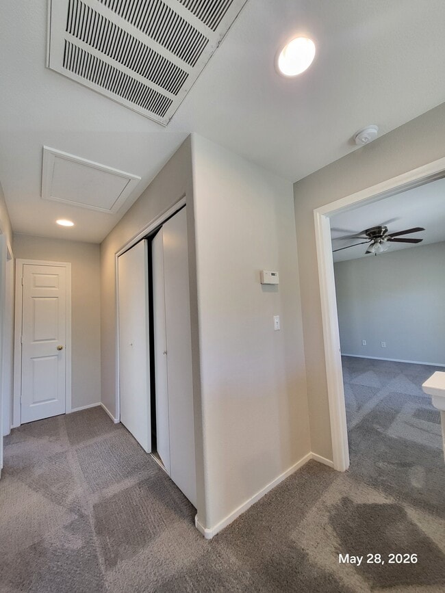 Building Photo - 9843 W Overlook Ridge Ave