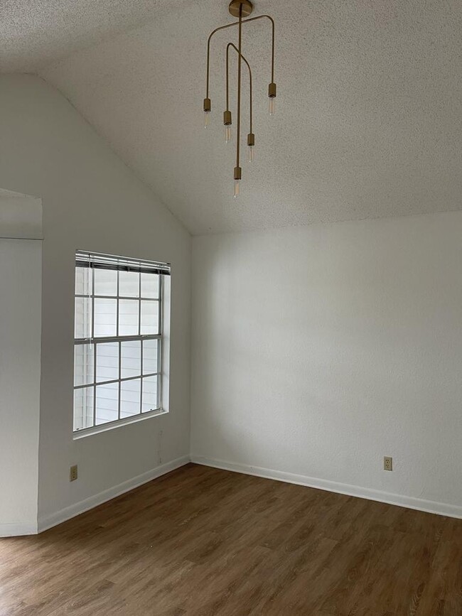 Building Photo - 11574 Westwood Blvd