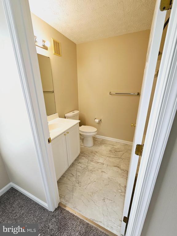 Building Photo - 2443 Blue Spring Ct