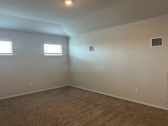 Building Photo - 9611 Murandy Dr