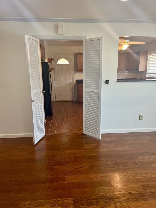 Building Photo - 3012 Oxon Run Ct
