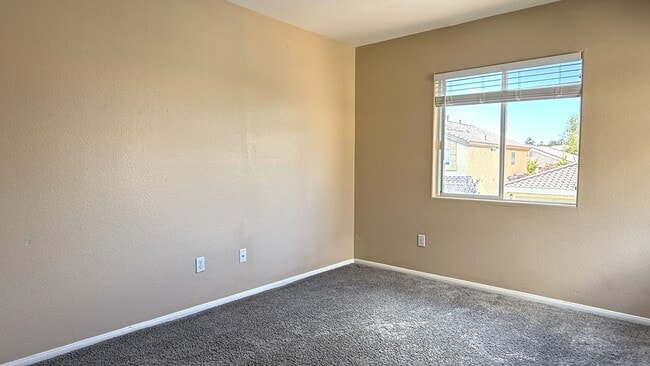 Building Photo - 174 Duck Hollow Ave
