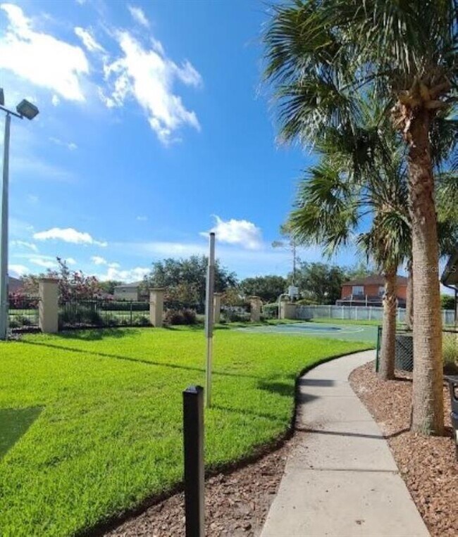 Building Photo - 1501 Rincon Dr