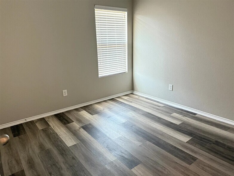 Bedroom 1 - 8833 Quarry Ridge Trl