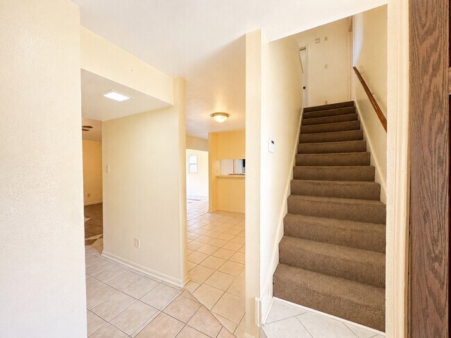Building Photo - 12504 Autumn Leaf Ln