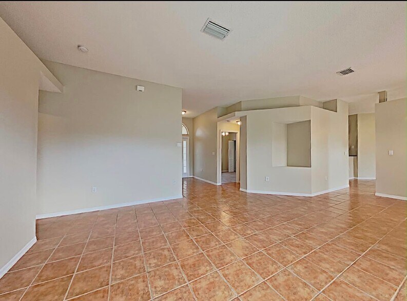 Building Photo - 10697 SW 20th Ct