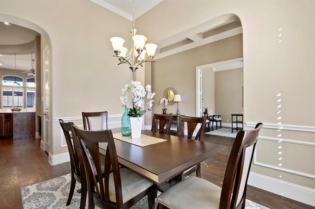 Building Photo - 13732 Eleanor Ave