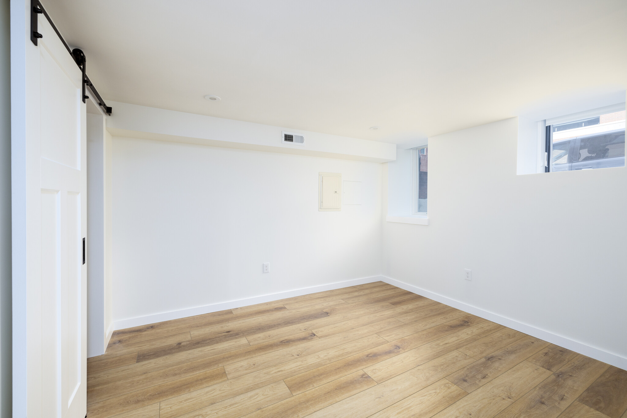 Basement Bedroom (14' X 14') - 1810 Tasker St