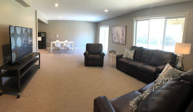 Building Photo - 2018 New Construction Your Home Away From Home