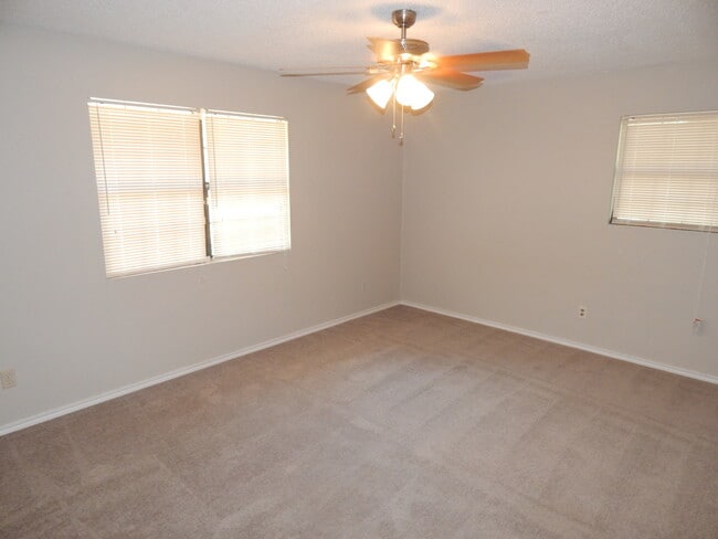 Building Photo - Winona ISD: 3 Bedroom, 2 Bath Home in a Co...