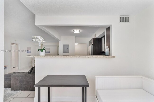 Building Photo - 250 180th Dr