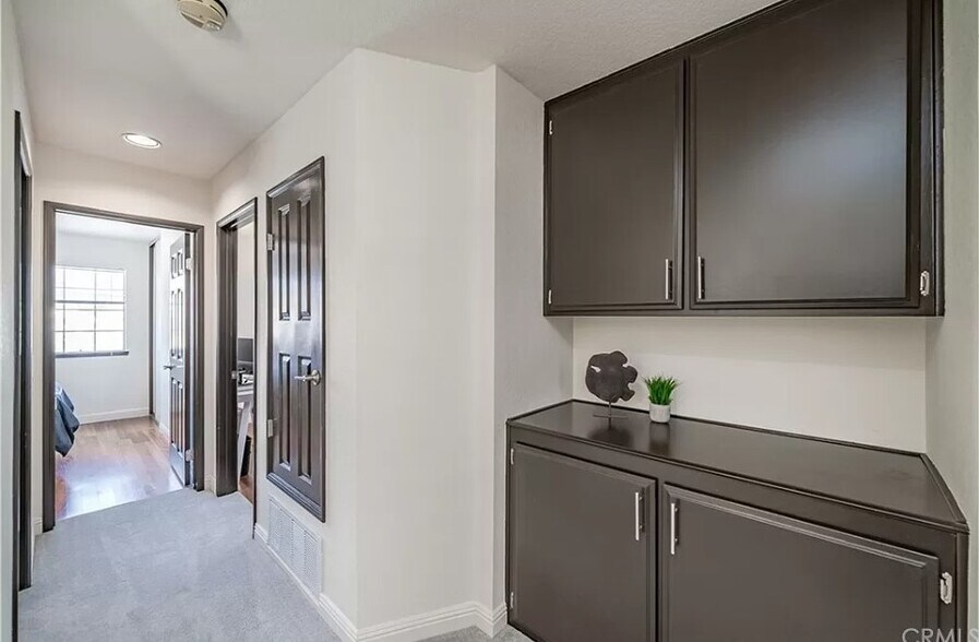 Building Photo - 7944 E Deerfield Ln