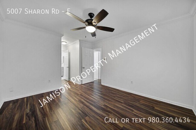 Building Photo - 5007 Sharon Rd