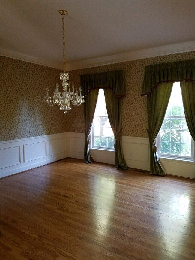 Building Photo - 6 Merrycreek Crossing