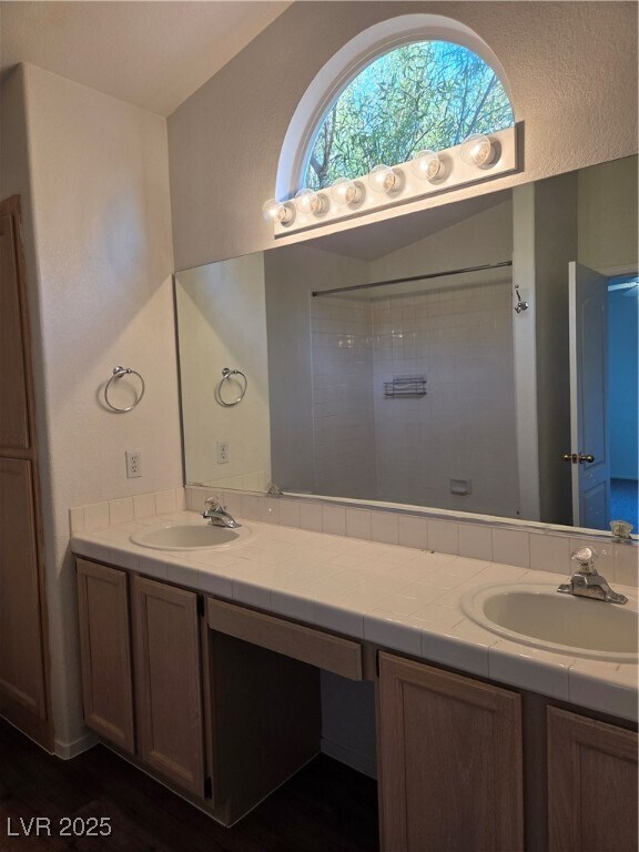 Building Photo - 2109 Club Meadows Dr