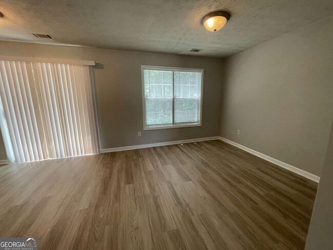 Building Photo - 2077 Patterson Park Pl