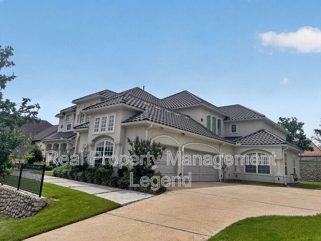 Building Photo - 809 Jamestown Ln