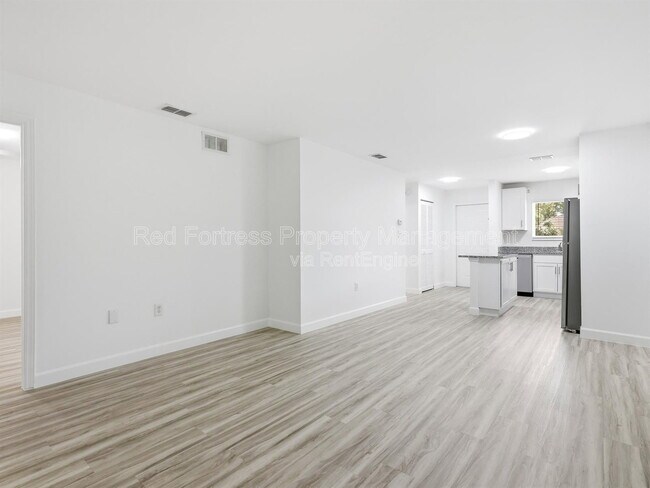 Building Photo - 11931 Palm Bay Court