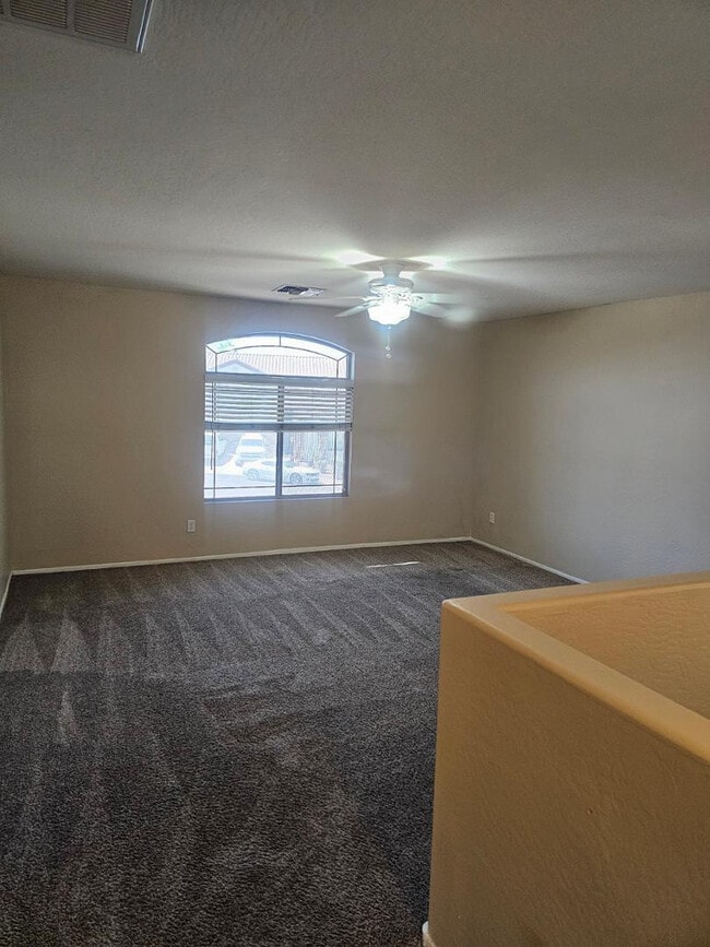 Building Photo - 586 W Cobblestone Ct