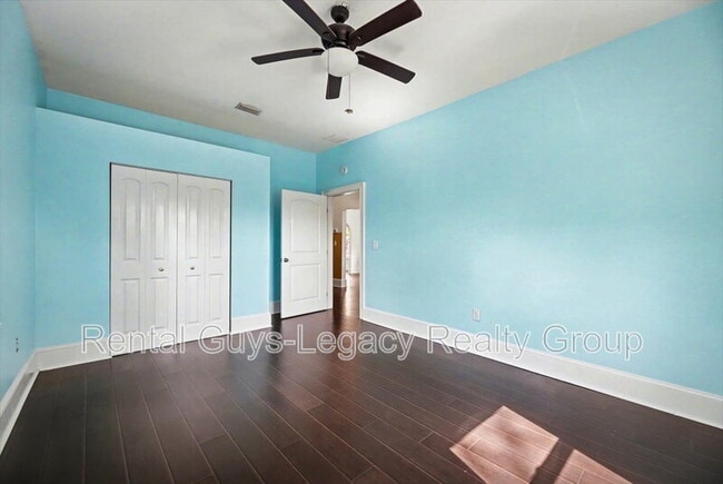 Building Photo - 2650 Green St