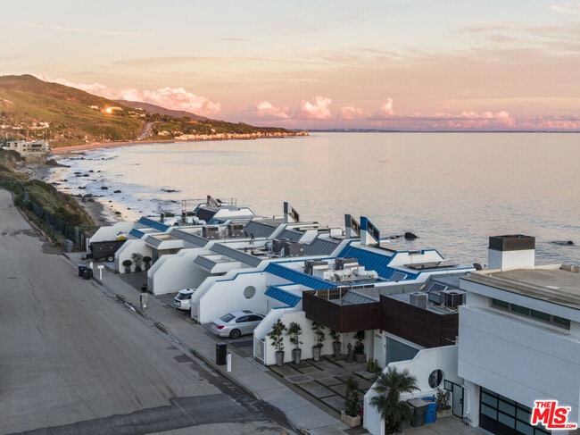 Building Photo - 26508 Latigo Shore Dr