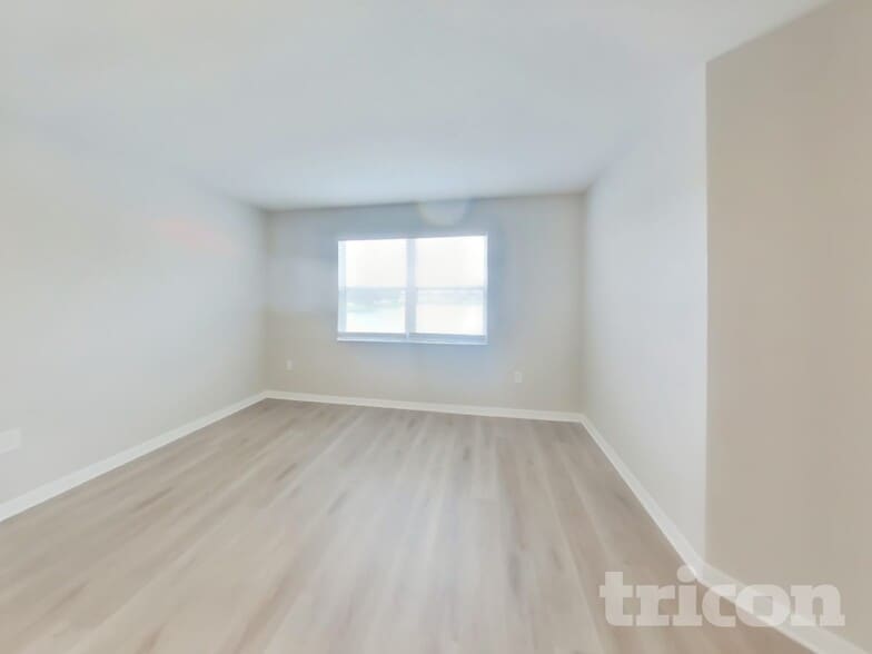 Building Photo - 31027 Bridgegate Dr