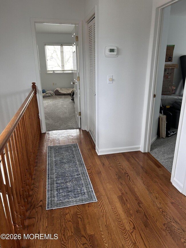 Building Photo - 6 Cook St