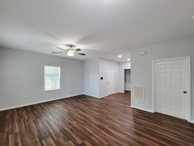 Building Photo - 3201 J P Davis Ave