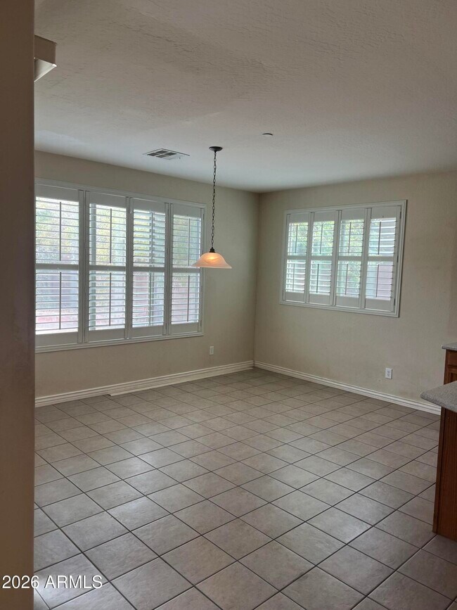 Building Photo - 13518 W Verde Ln