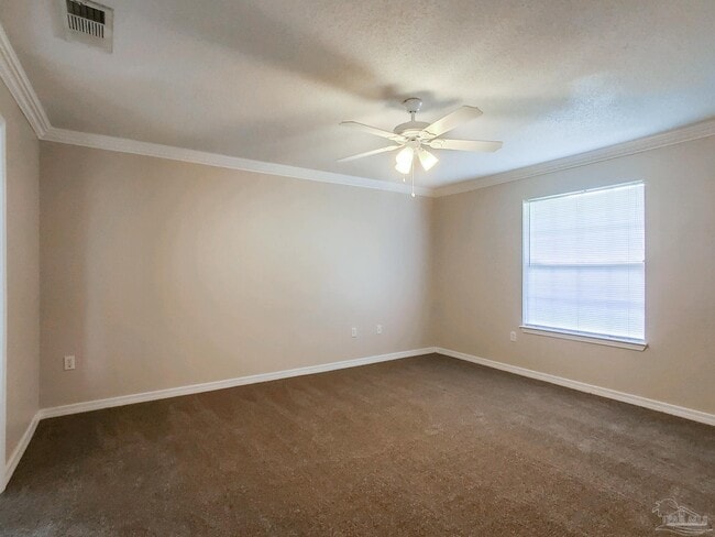 Building Photo - 615 Batten Blvd