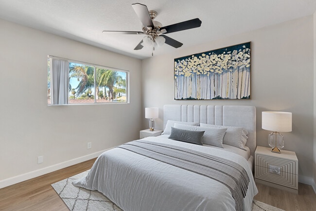 Bedroom - Briarwood Apartments