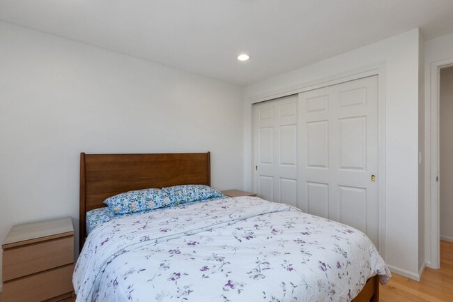 Building Photo - Beautiful 4 Bedroom Home in Richmond