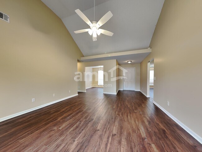 Building Photo - 20 Longleaf Cir