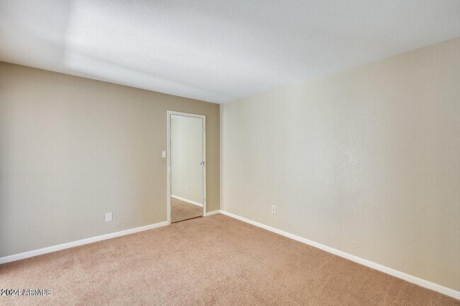 Building Photo - 9340 92ND St