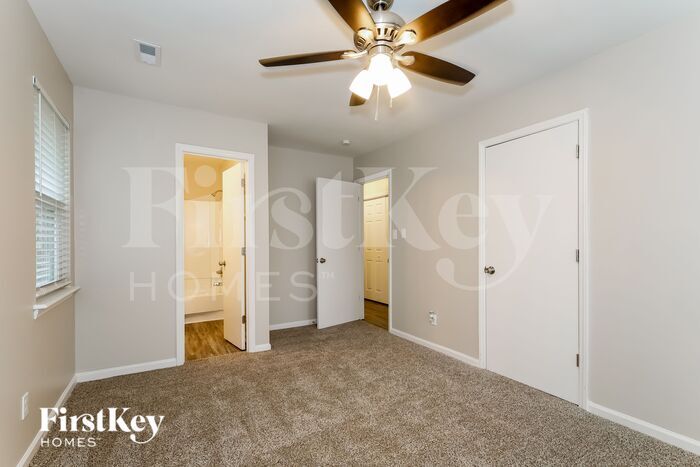 Building Photo - 11224 Kingfisher Dr