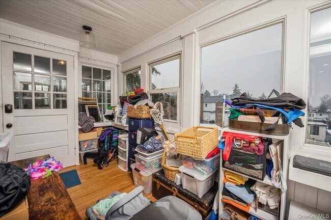 Building Photo - 36 Grand Ave