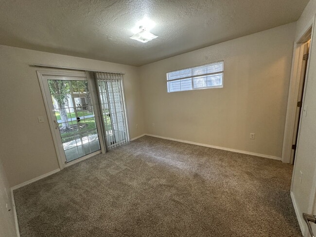Building Photo - 11839 Cloverbrook Ln