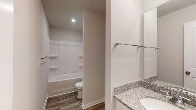 Upstairs Full Bathroom - 47 Mariposa Lane