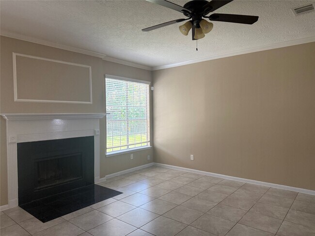 Building Photo - 4727 Heritage Country Ln