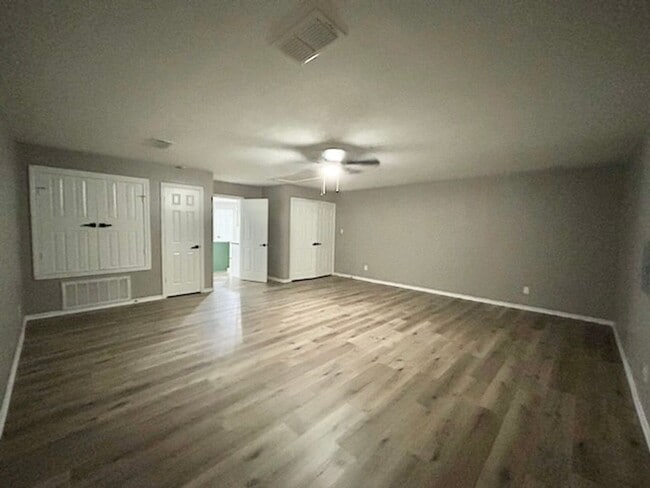 Building Photo - COMING SOON! Lakeside Dream Home: Fully Re...