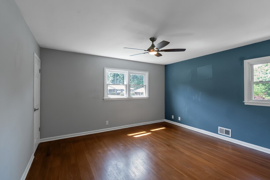 Building Photo - 1871 Cameo Ct