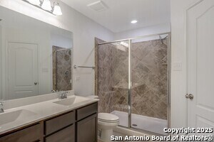 Building Photo - 1331 Hawk Ct