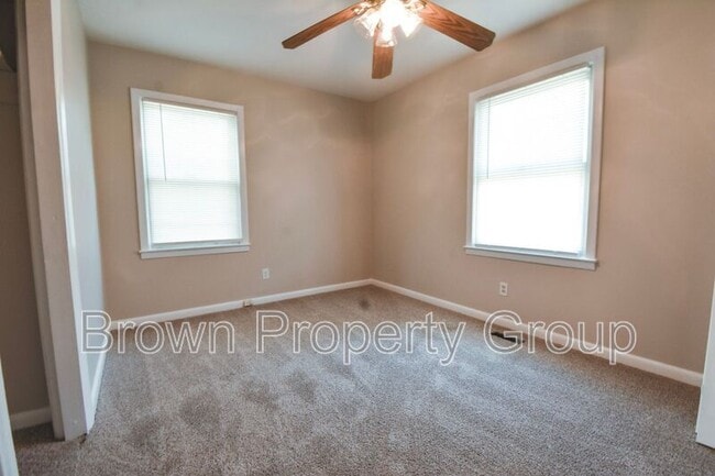 Building Photo - 1748 Wayne Ln