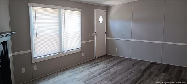 Building Photo - 4910 Charger Ct