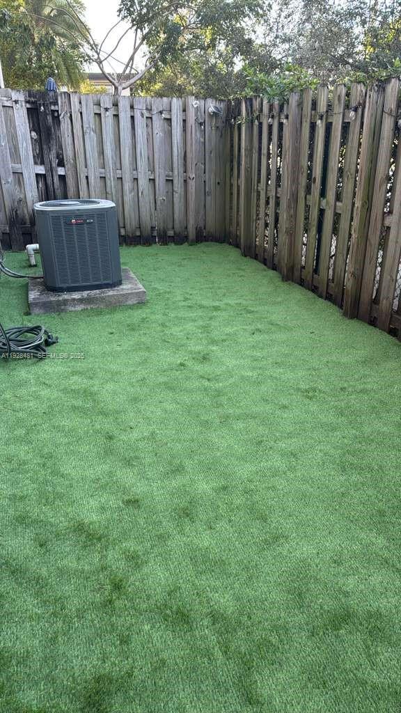 Building Photo - 7865 NW 104th Ave