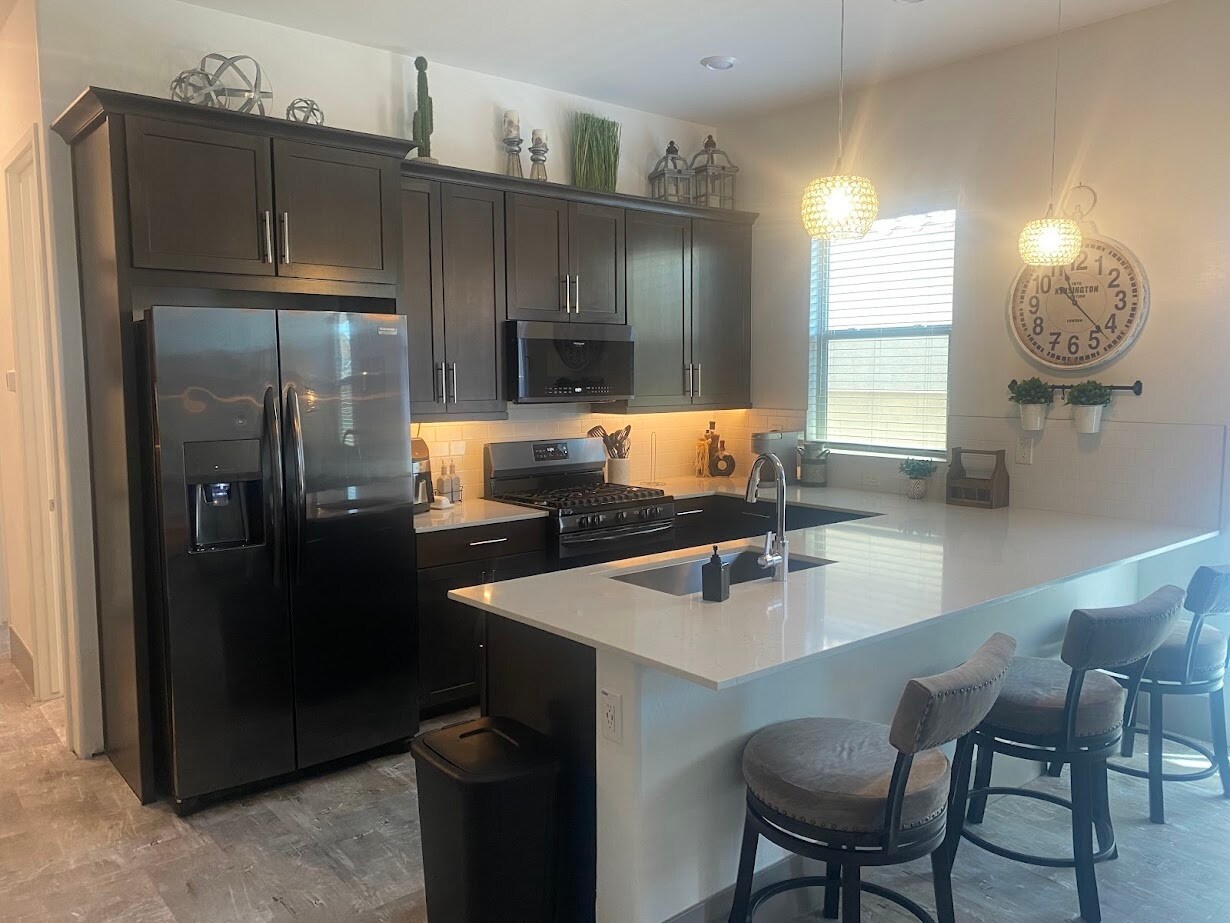 Building Photo - 19848 W Monterosa St