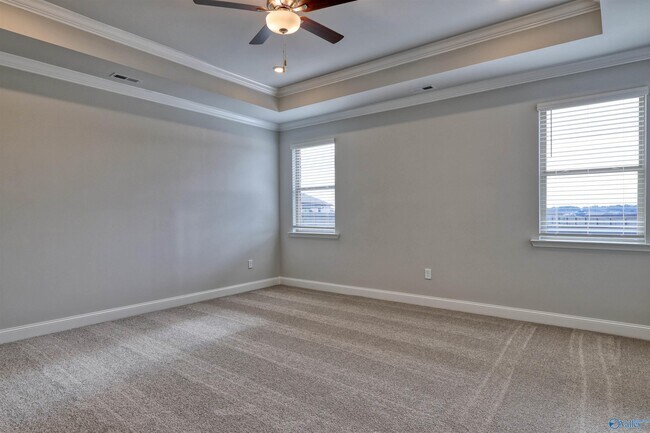 Building Photo - 188 Clift Crk Dr