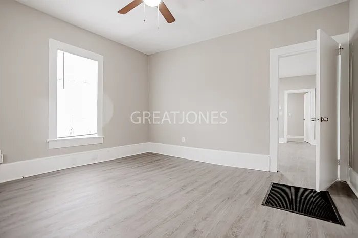 Building Photo - 1500 28th St